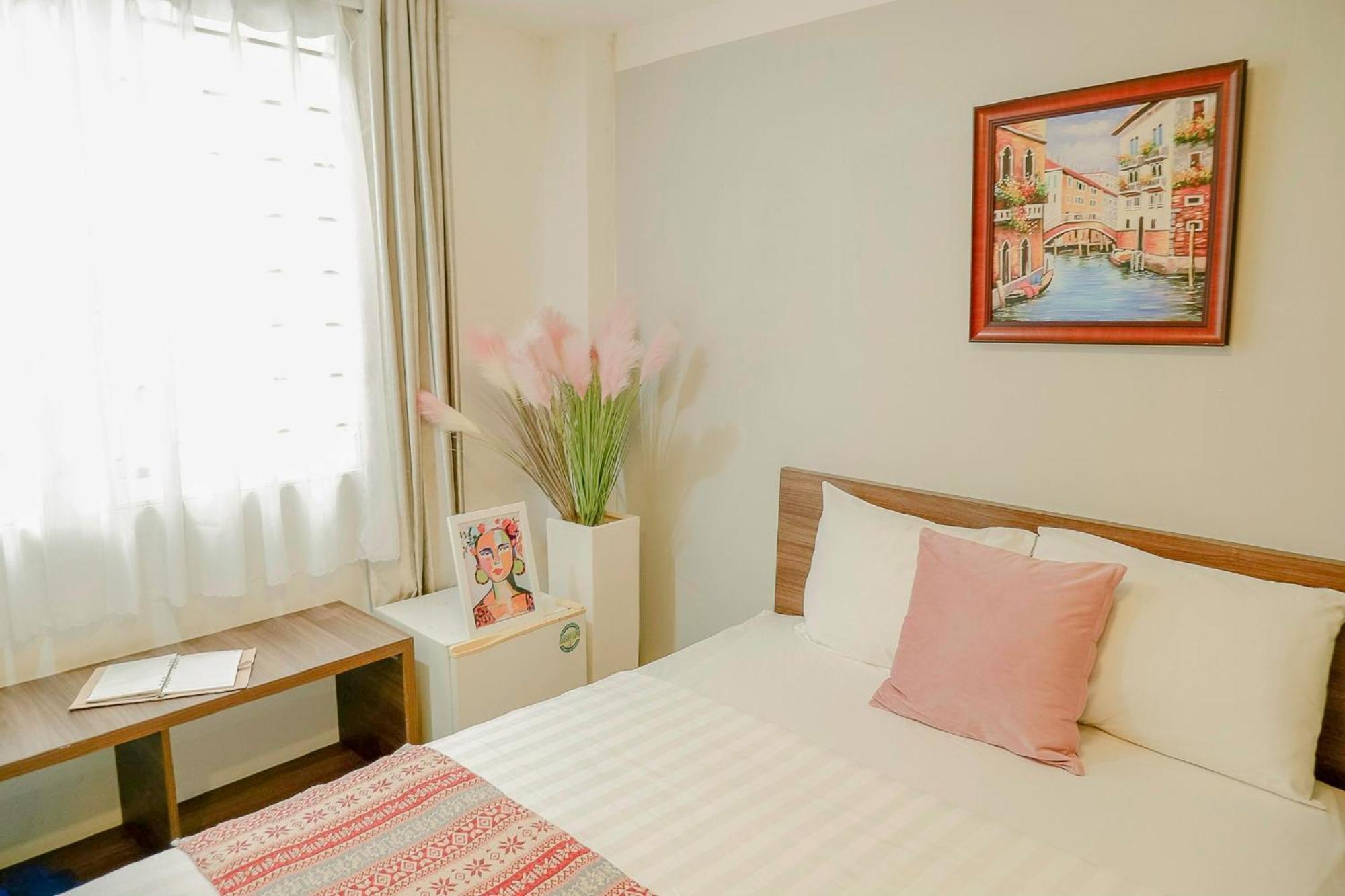 Galaxy Boutique Sai Gon Central Hotel Хошимин Экстерьер фото
