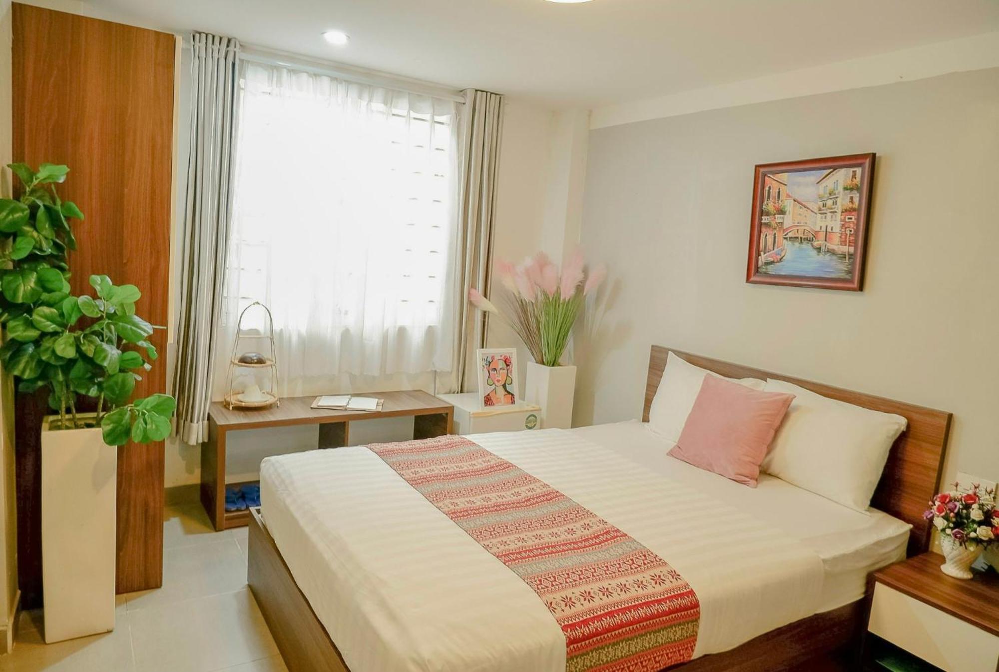 Galaxy Boutique Sai Gon Central Hotel Хошимин Экстерьер фото