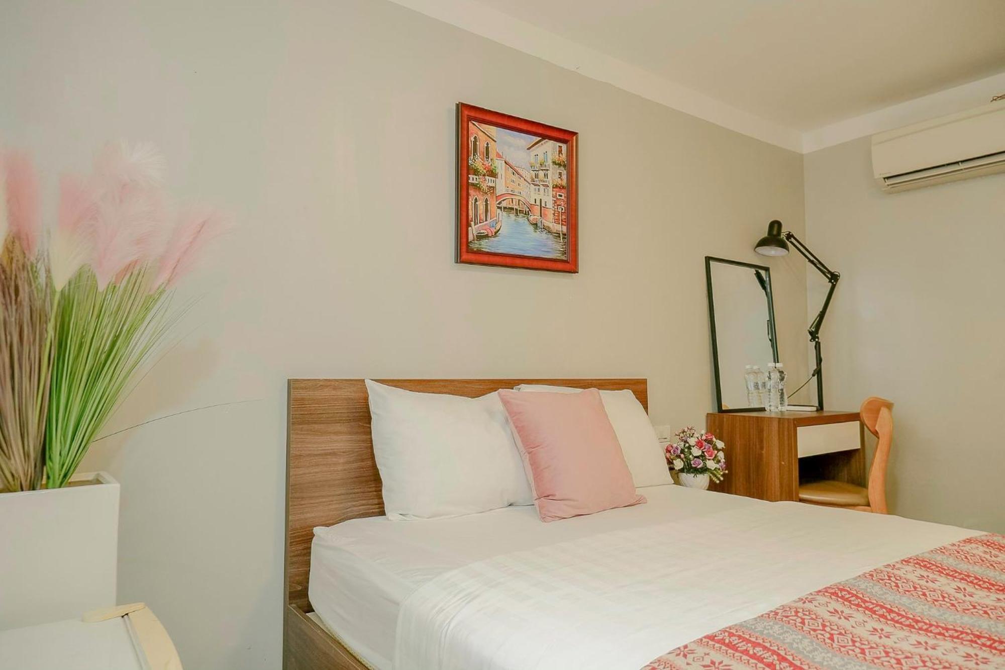 Galaxy Boutique Sai Gon Central Hotel Хошимин Экстерьер фото