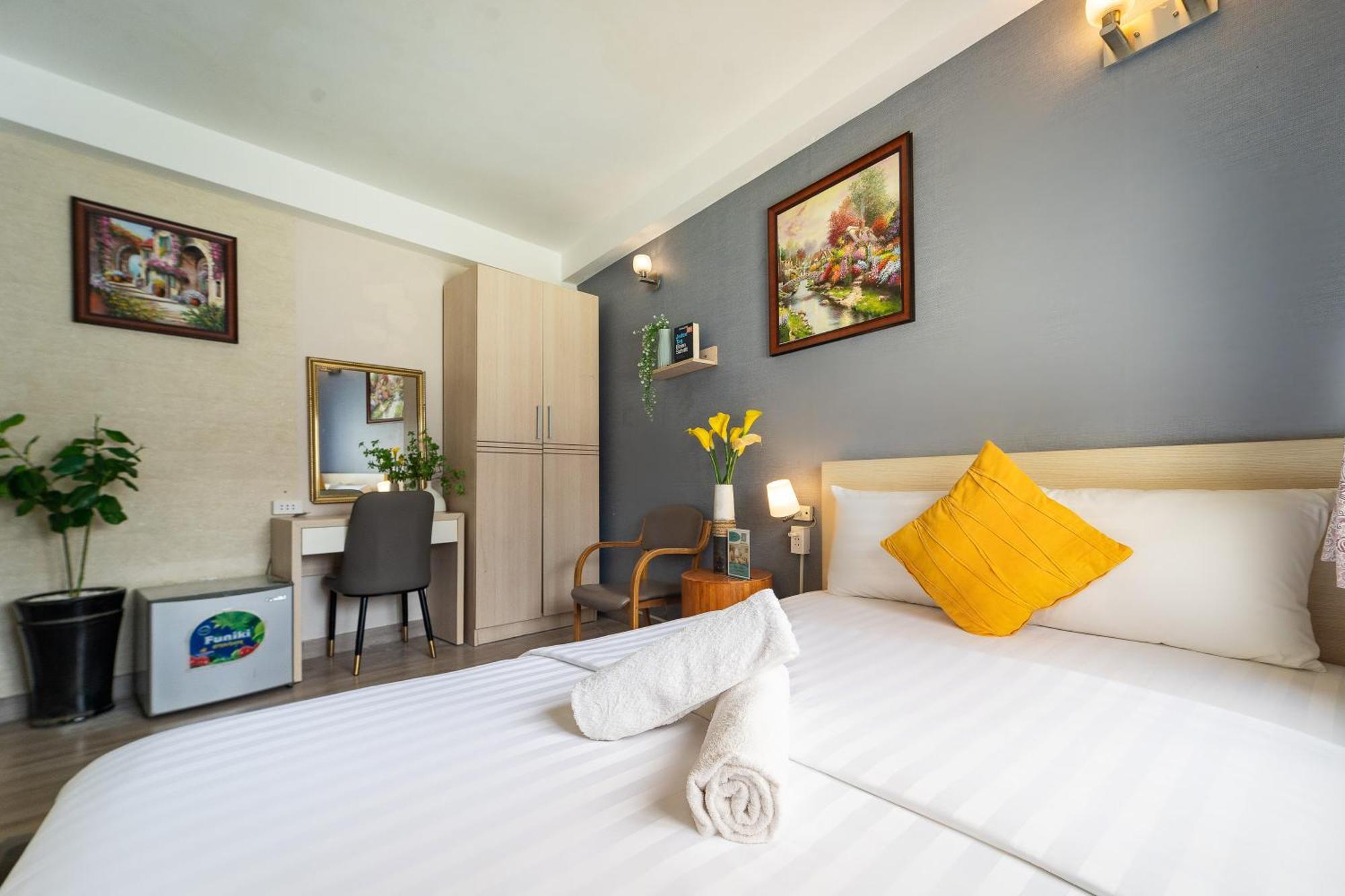 Galaxy Boutique Sai Gon Central Hotel Хошимин Экстерьер фото