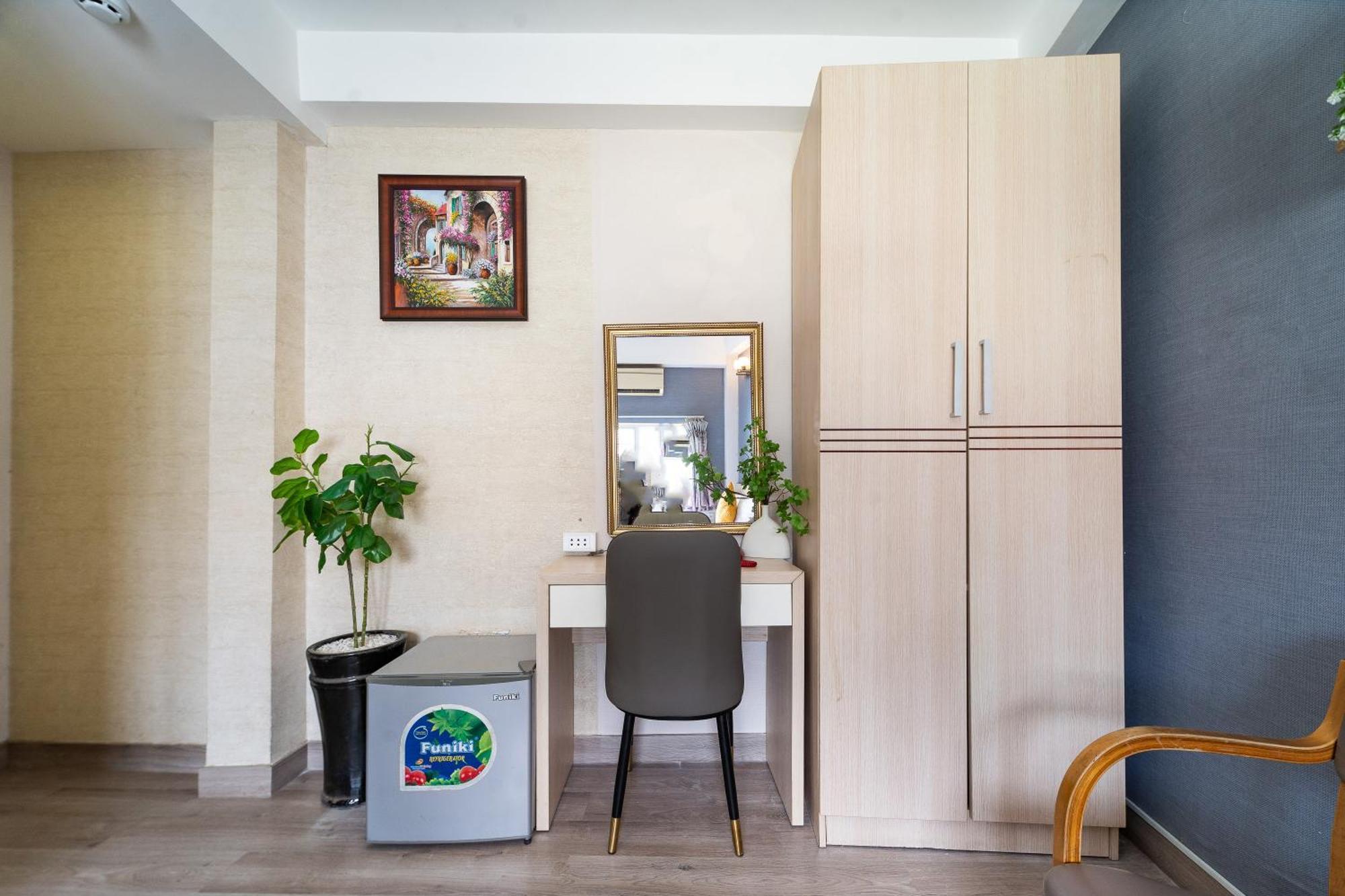 Galaxy Boutique Sai Gon Central Hotel Хошимин Экстерьер фото